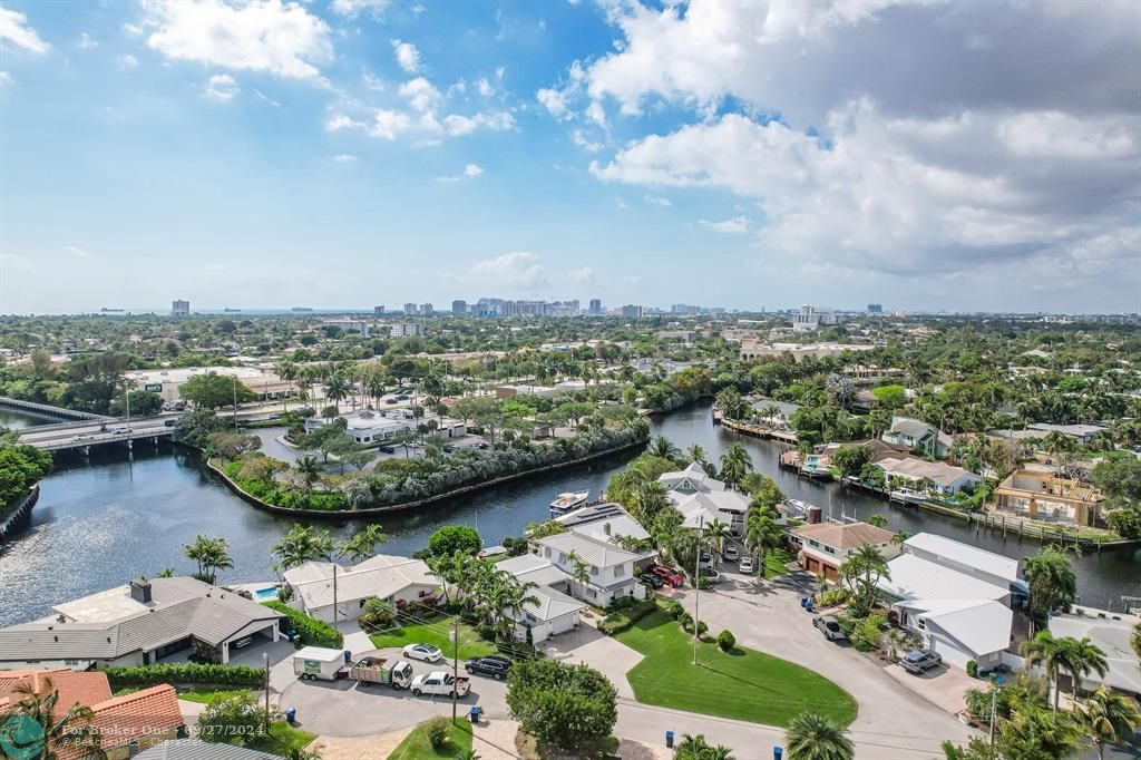 For Sale: $1,999,000 (2 beds, 2 baths, 1894 Square Feet)