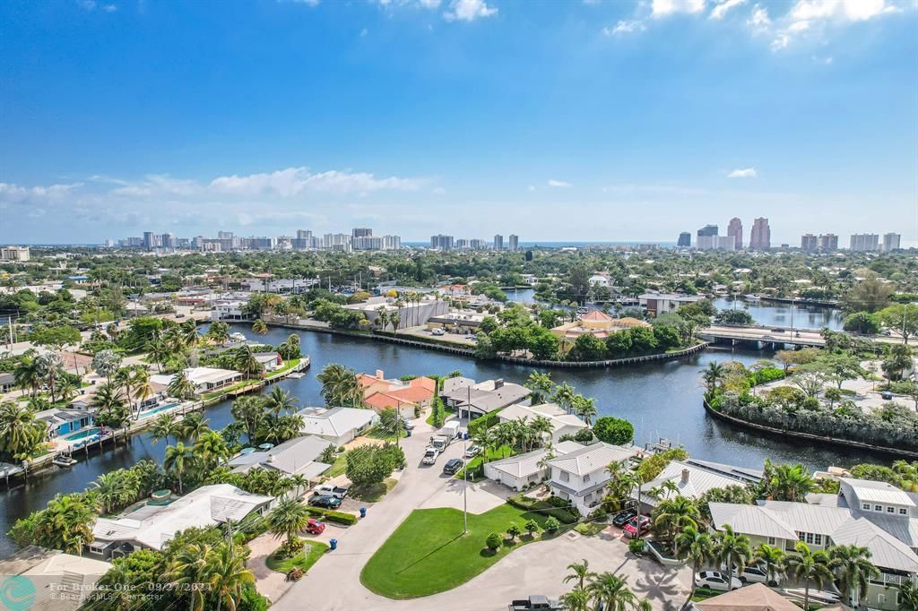 For Sale: $1,999,000 (2 beds, 2 baths, 1894 Square Feet)