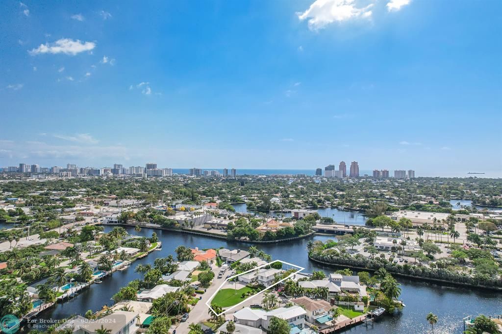 For Sale: $1,999,000 (2 beds, 2 baths, 1894 Square Feet)