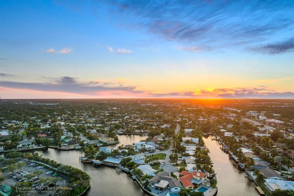 For Sale: $1,999,000 (2 beds, 2 baths, 1894 Square Feet)