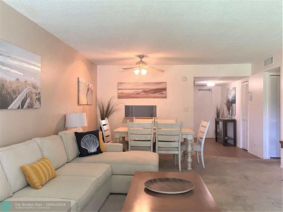 For Rent: $2,900 (2 beds, 2 baths, 1150 Square Feet)