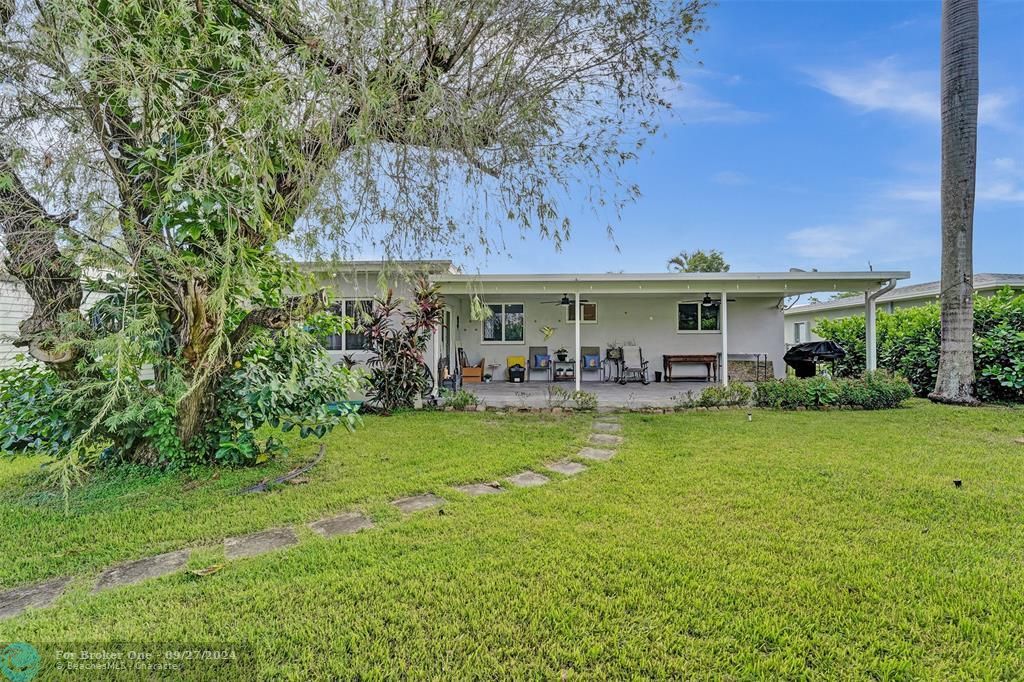 For Sale: $645,000 (3 beds, 2 baths, 1608 Square Feet)