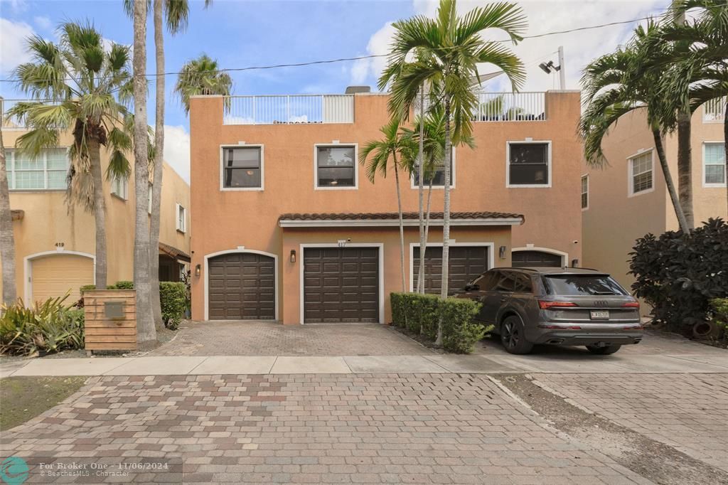 For Sale: $875,000 (4 beds, 3 baths, 2201 Square Feet)