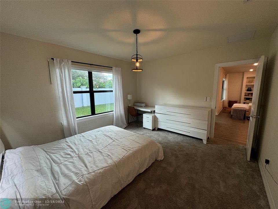 For Rent: $4,000 (3 beds, 2 baths, 1647 Square Feet)