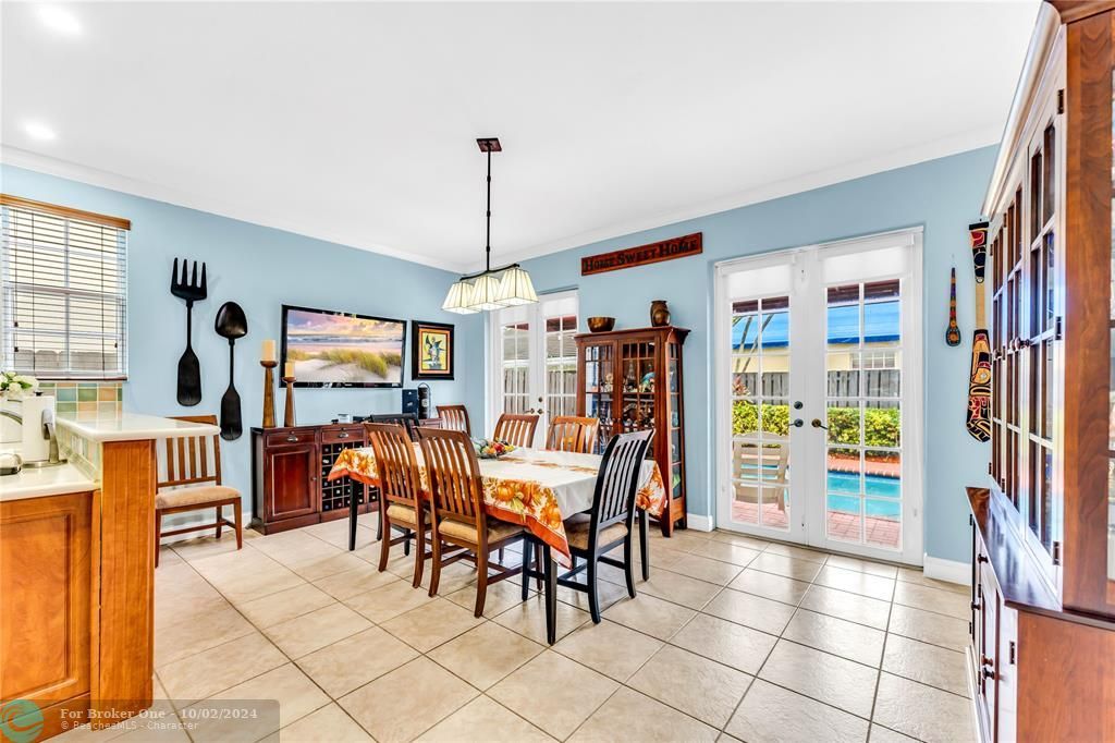 For Sale: $739,000 (4 beds, 3 baths, 1945 Square Feet)