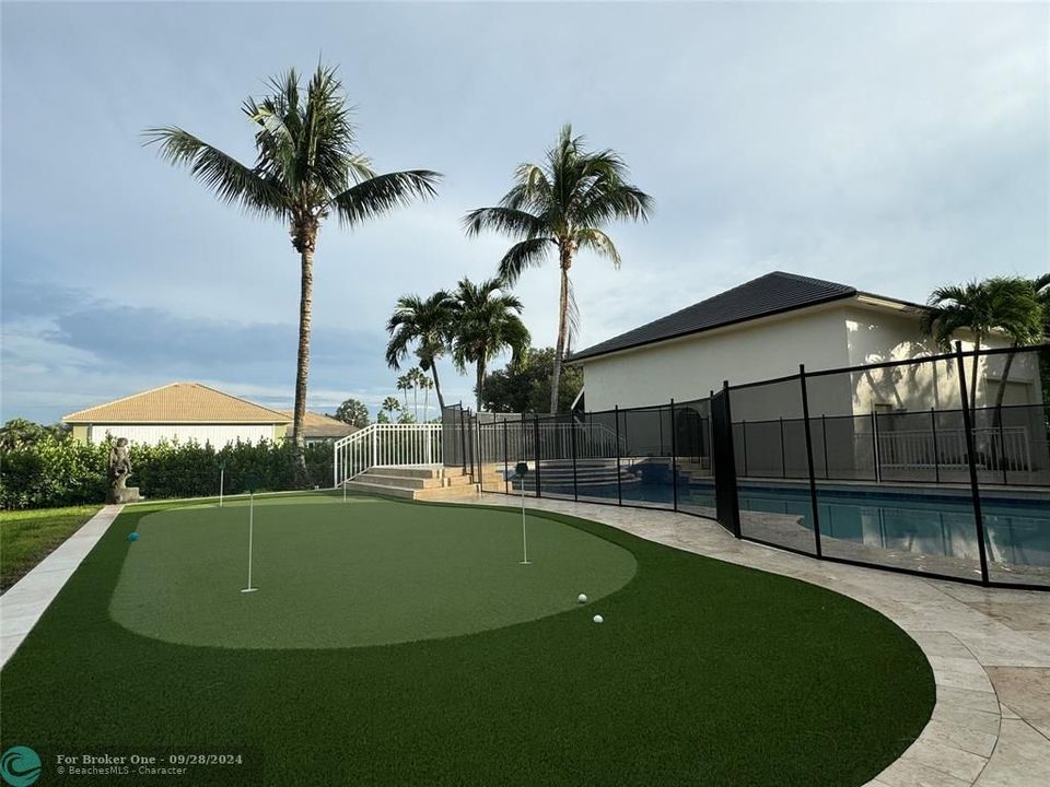 For Sale: $3,350,000 (4 beds, 4 baths, 4744 Square Feet)