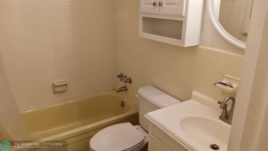 For Rent: $1,450 (1 beds, 1 baths, 600 Square Feet)