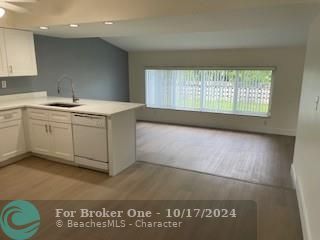 For Sale: $2,700 (2 beds, 2 baths, 2540 Square Feet)