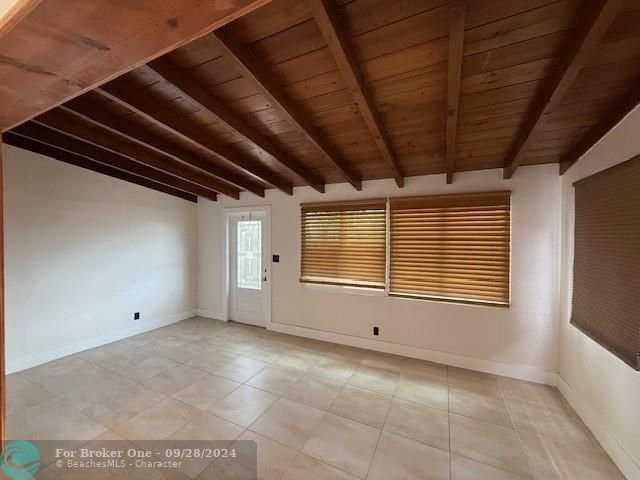 En Venta: $3,495 (2 camas, 2 baños, 1350 Pies cuadrados)