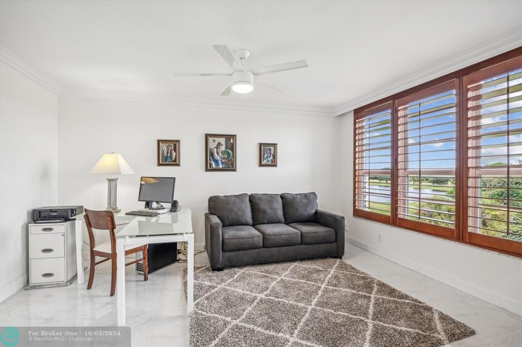 For Sale: $399,000 (3 beds, 2 baths, 1710 Square Feet)