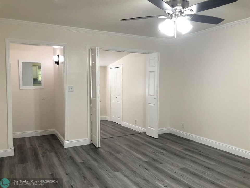 For Rent: $1,725 (1 beds, 1 baths, 600 Square Feet)