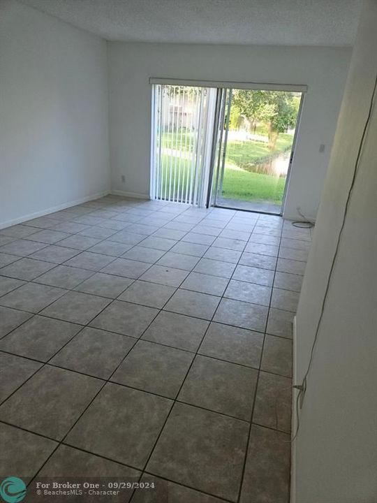 For Rent: $2,000 (2 beds, 2 baths, 768 Square Feet)