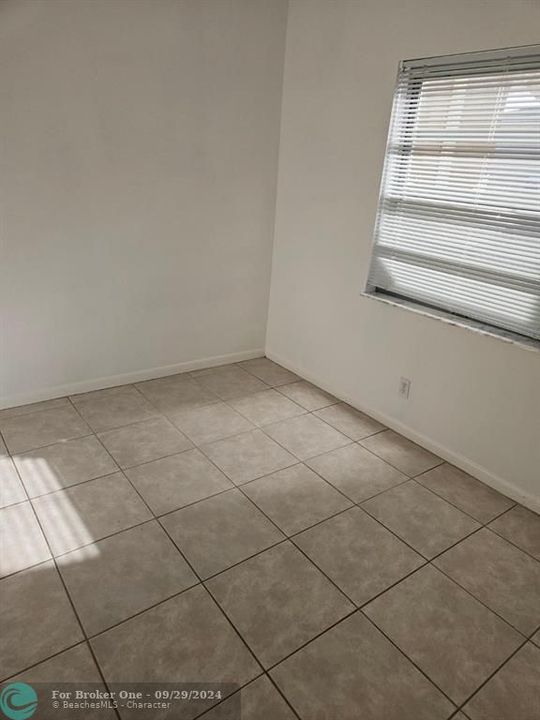 For Rent: $2,000 (2 beds, 2 baths, 768 Square Feet)