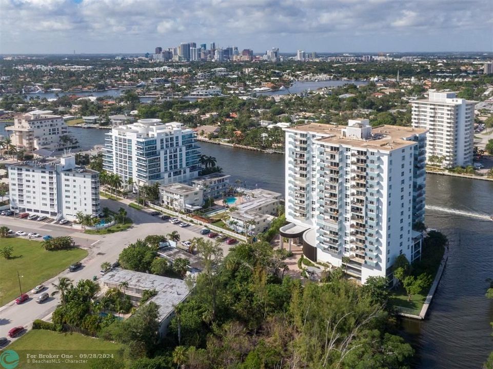 For Sale: $1,299,000 (2 beds, 2 baths, 1820 Square Feet)