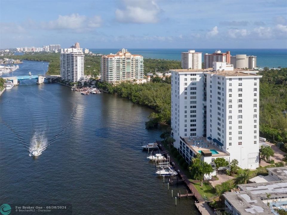 For Sale: $1,299,000 (2 beds, 2 baths, 1820 Square Feet)