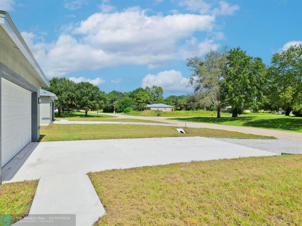 For Sale: $479,000 (3 beds, 2 baths, 2130 Square Feet)