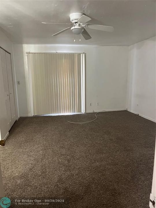 For Sale: $330,000 (2 beds, 2 baths, 1800 Square Feet)