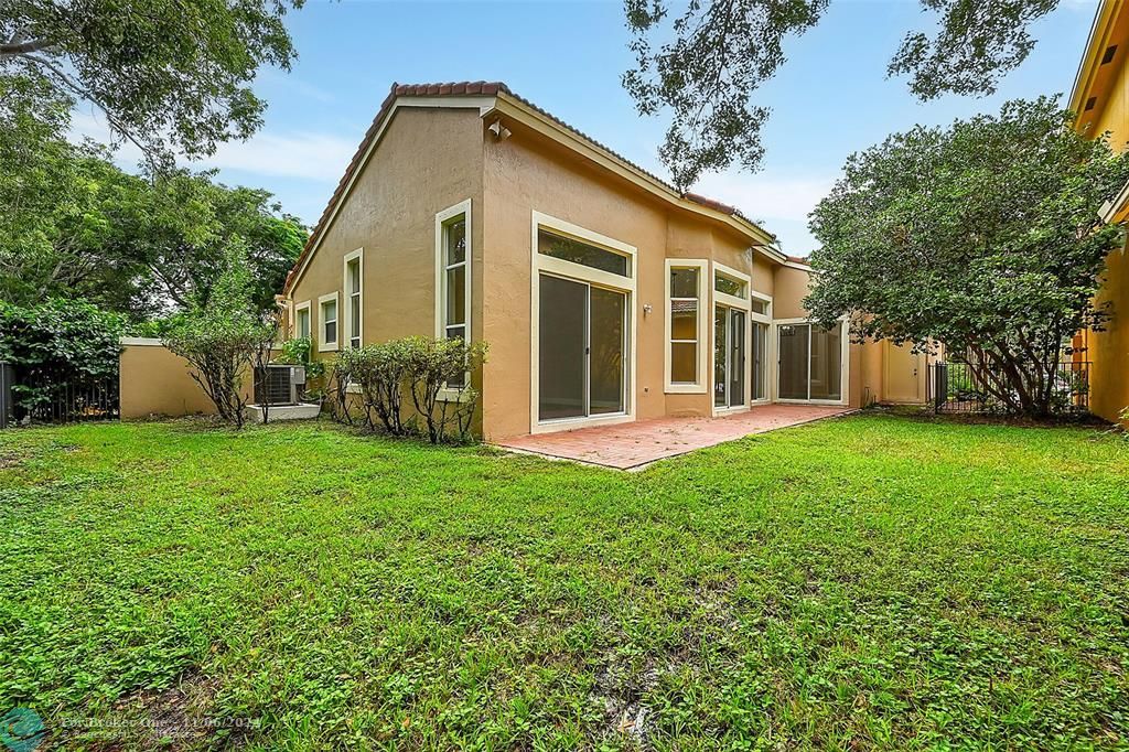 For Sale: $669,900 (3 beds, 2 baths, 1818 Square Feet)