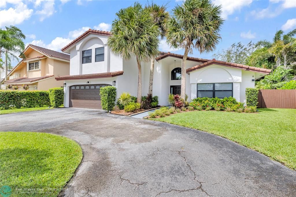 For Sale: $1,055,000 (4 beds, 3 baths, 2529 Square Feet)