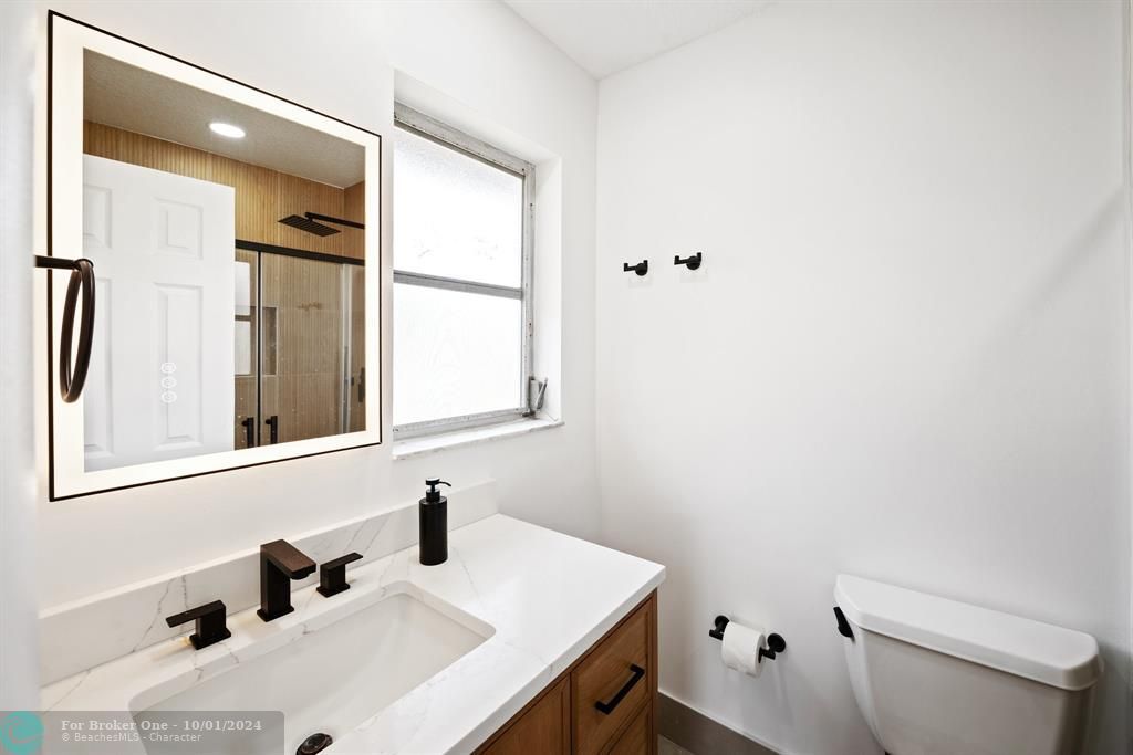 For Sale: $365,000 (3 beds, 2 baths, 1377 Square Feet)