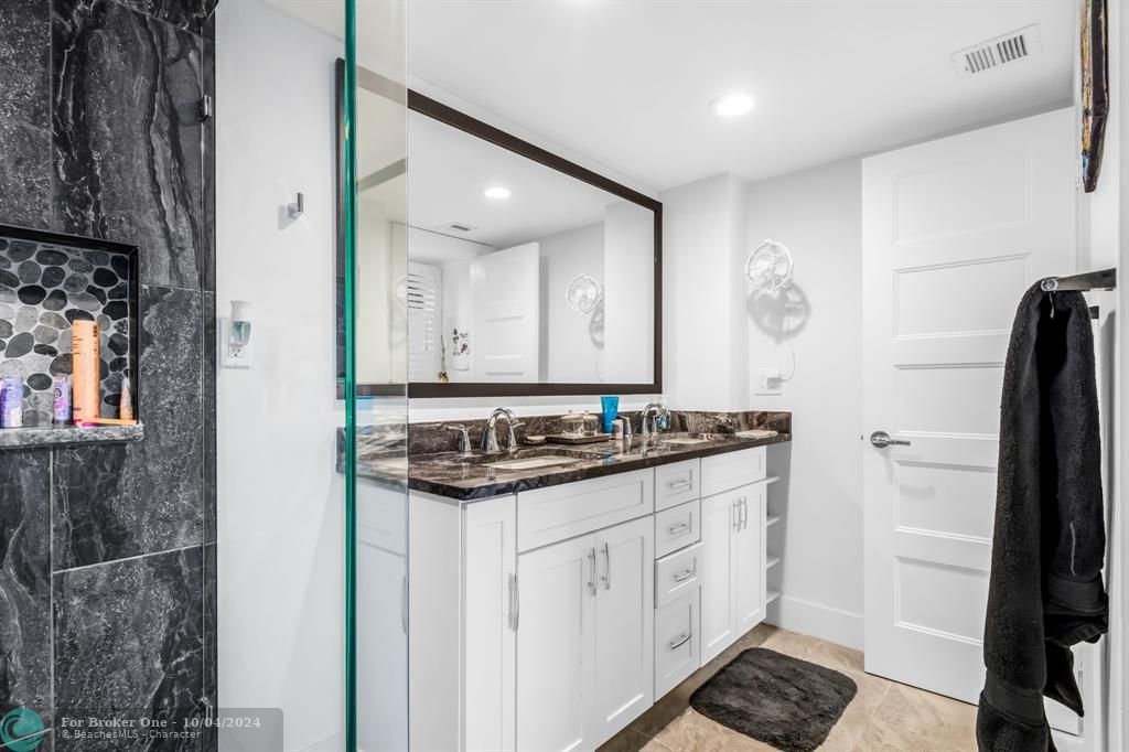 For Sale: $675,000 (2 beds, 2 baths, 1541 Square Feet)