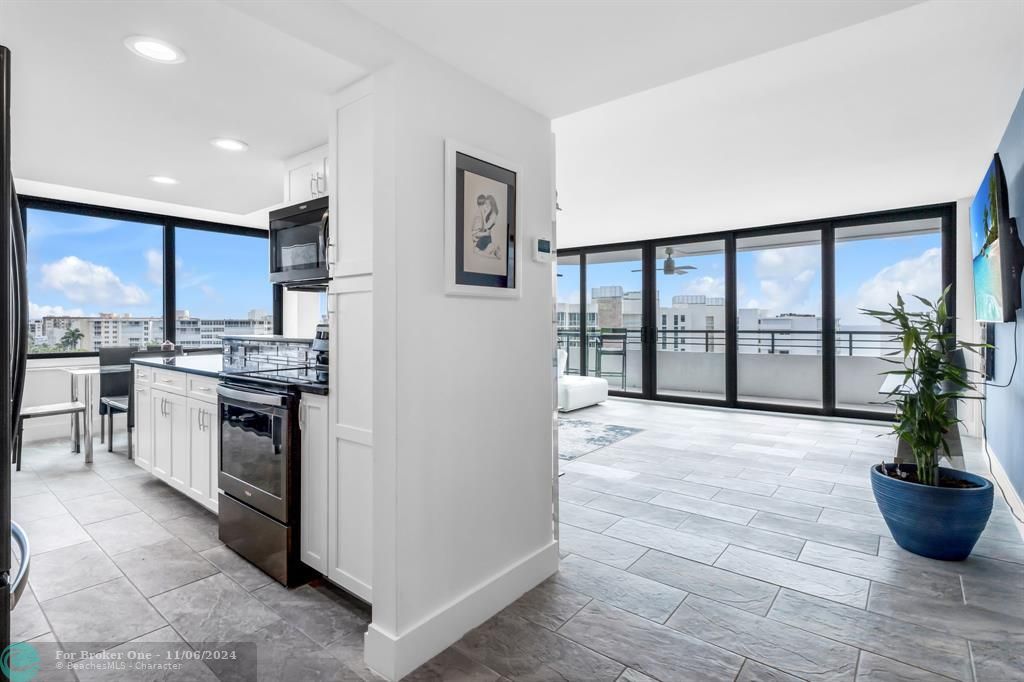 For Sale: $675,000 (2 beds, 2 baths, 1541 Square Feet)