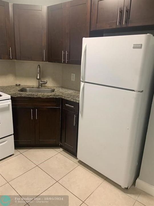 For Rent: $1,650 (1 beds, 1 baths, 620 Square Feet)