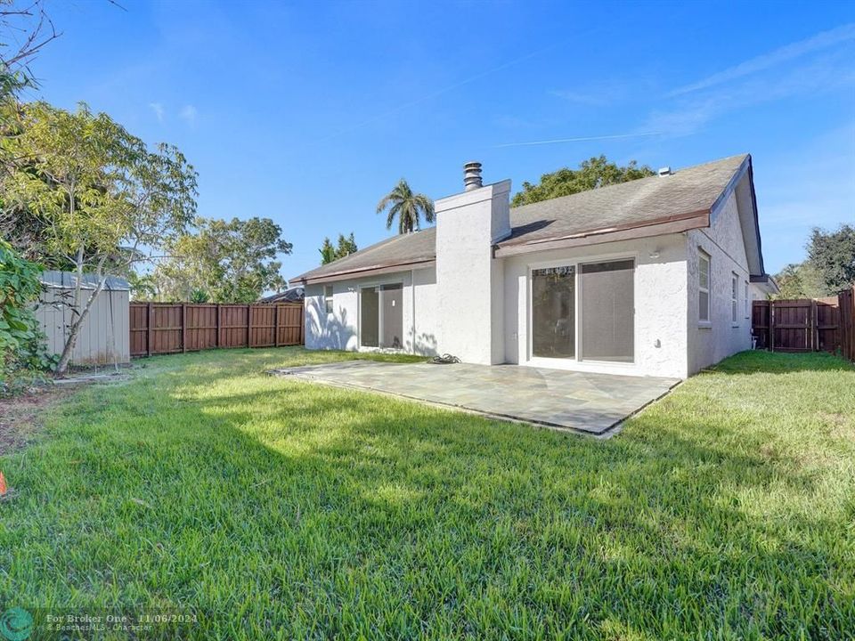 For Sale: $699,000 (3 beds, 2 baths, 1538 Square Feet)