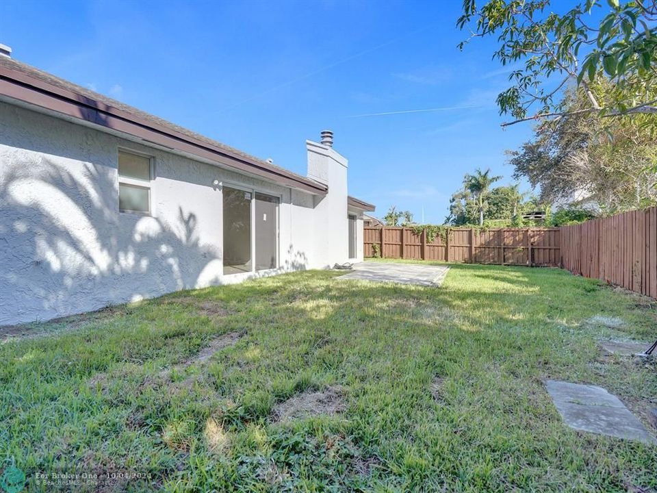 For Sale: $699,000 (3 beds, 2 baths, 1538 Square Feet)