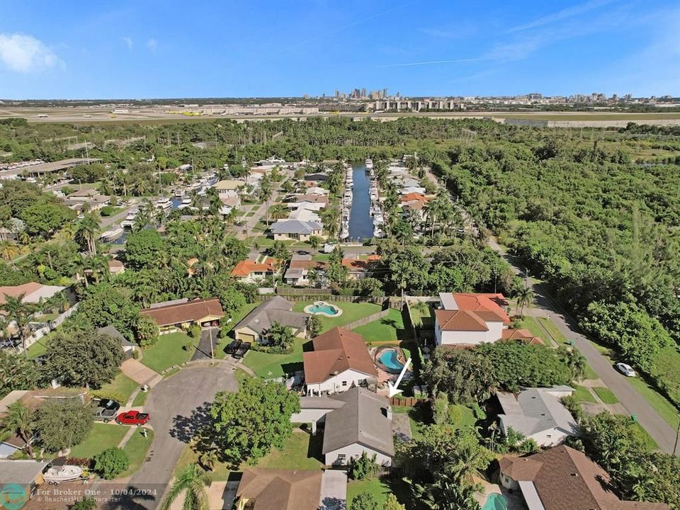 For Sale: $699,000 (3 beds, 2 baths, 1538 Square Feet)