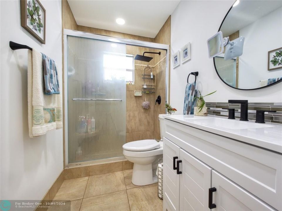 For Sale: $380,000 (2 beds, 2 baths, 1428 Square Feet)