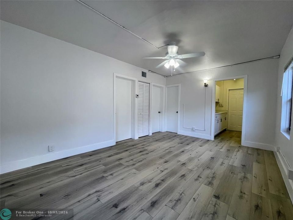 For Sale: $324,990 (2 beds, 1 baths, 625 Square Feet)