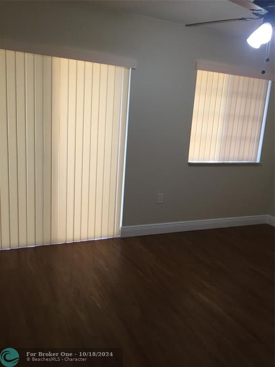 For Rent: $2,500 (3 beds, 2 baths, 1129 Square Feet)