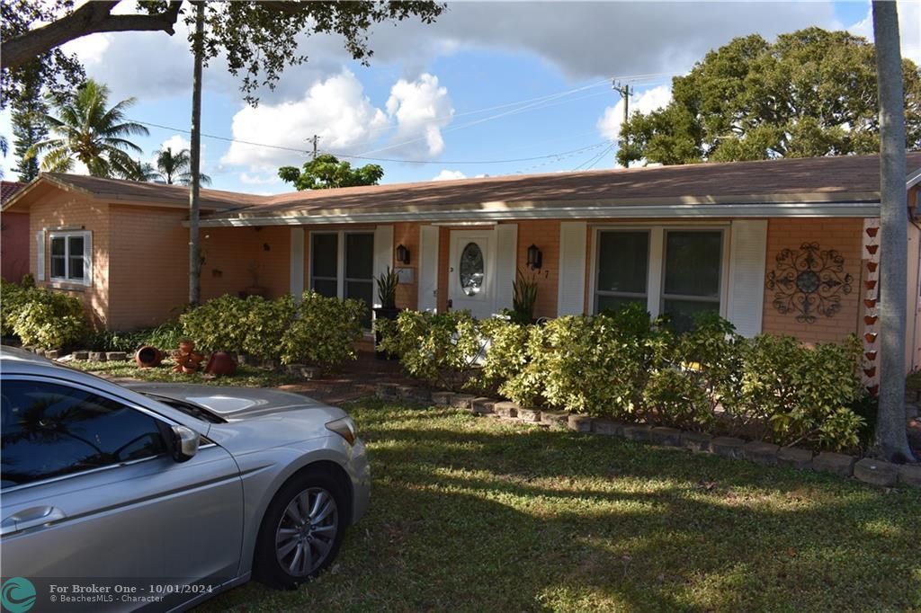 For Sale: $584,500 (4 beds, 2 baths, 2109 Square Feet)