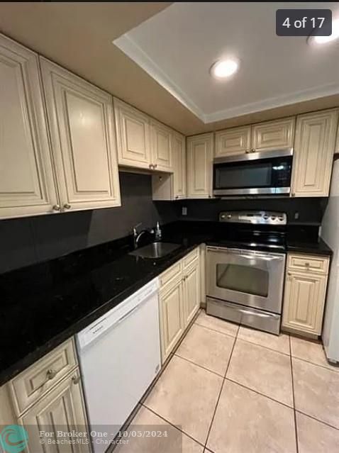 For Rent: $1,700 (1 beds, 1 baths, 0 Square Feet)