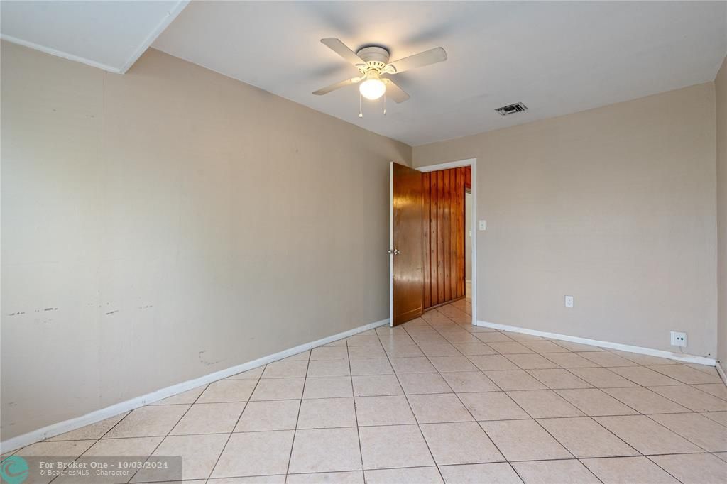 For Sale: $479,900 (3 beds, 2 baths, 1195 Square Feet)