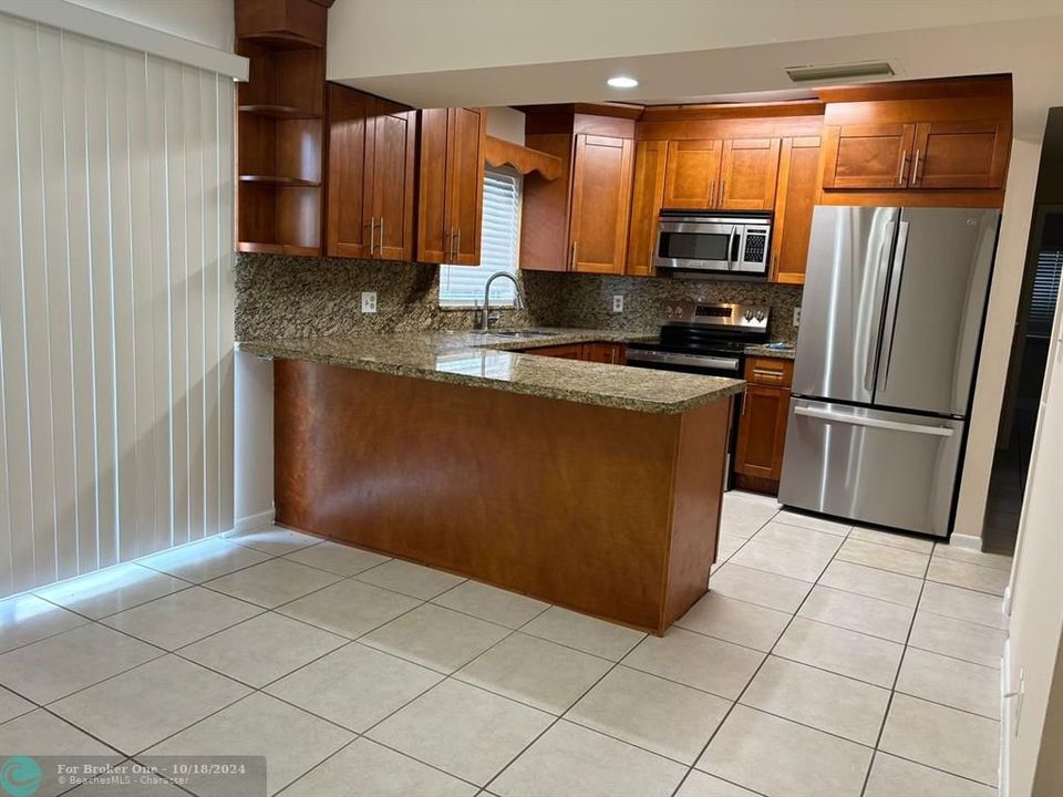 For Sale: $2,100 (2 beds, 2 baths, 0 Square Feet)