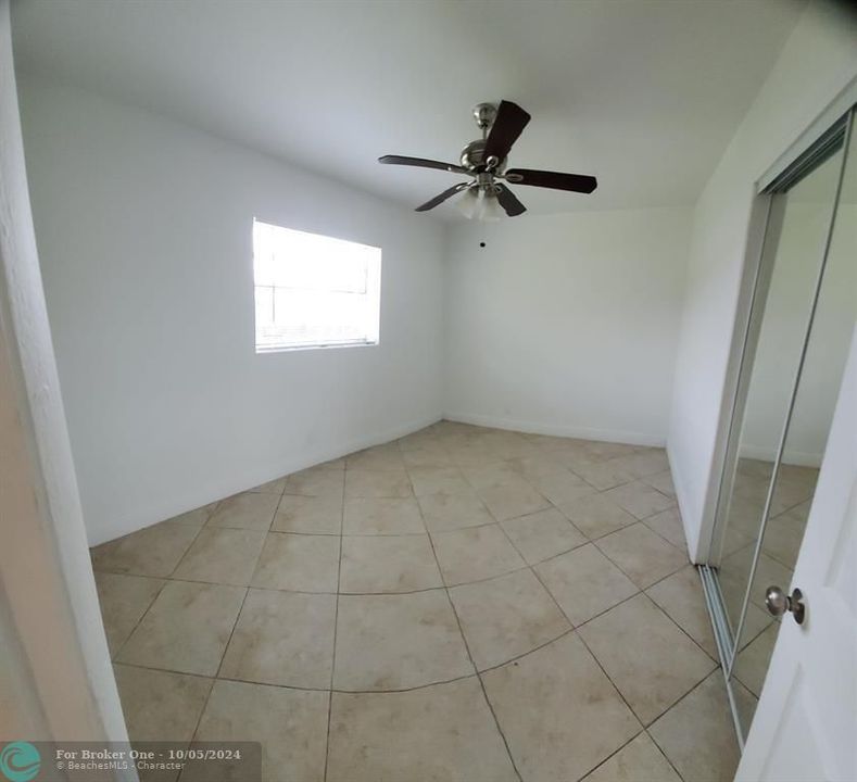 For Sale: $1,800 (2 beds, 1 baths, 0 Square Feet)