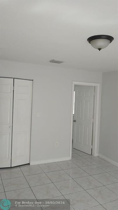 For Rent: $2,800 (3 beds, 2 baths, 1300 Square Feet)