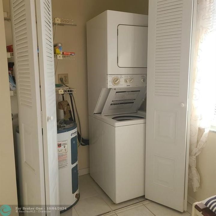 En Venta: $165,000 (2 camas, 2 baños, 1006 Pies cuadrados)