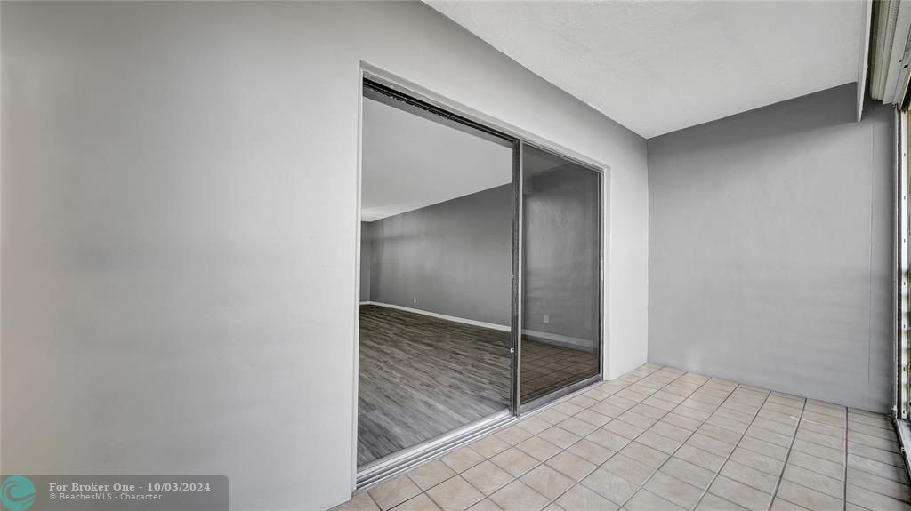 For Sale: $227,900 (2 beds, 2 baths, 1134 Square Feet)