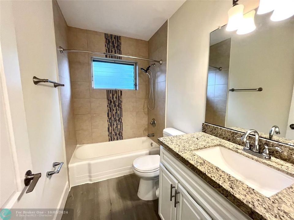 For Sale: $2,295 (2 beds, 2 baths, 11210 Square Feet)