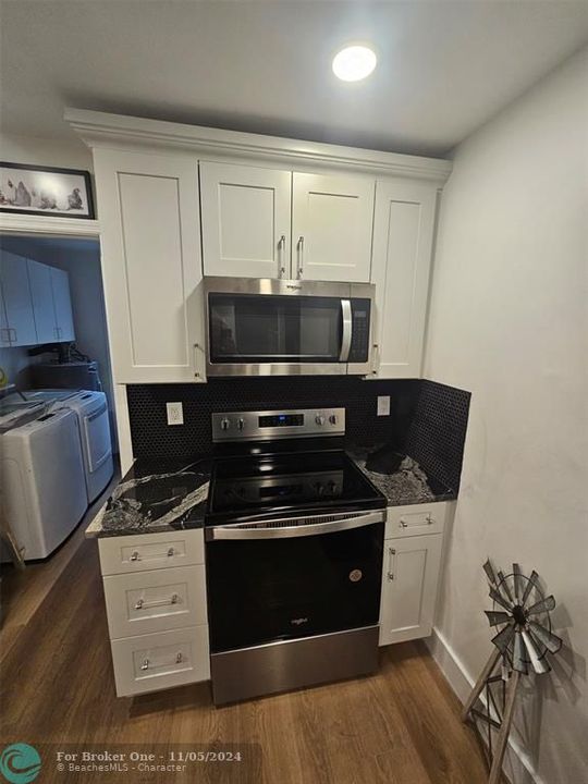 For Rent: $3,999 (3 beds, 2 baths, 1152 Square Feet)