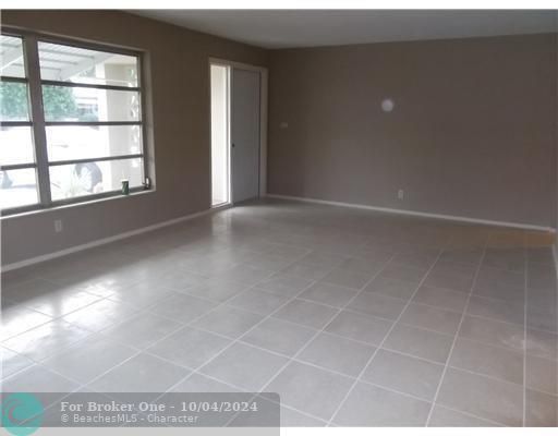 For Rent: $2,900 (2 beds, 2 baths, 1579 Square Feet)