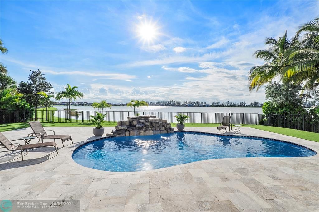 For Sale: $1,745,000 (4 beds, 4 baths, 3287 Square Feet)