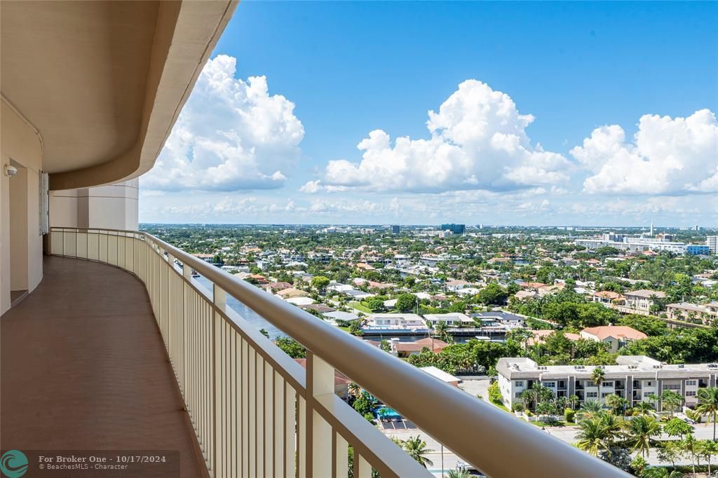 For Sale: $875,000 (2 beds, 2 baths, 1500 Square Feet)