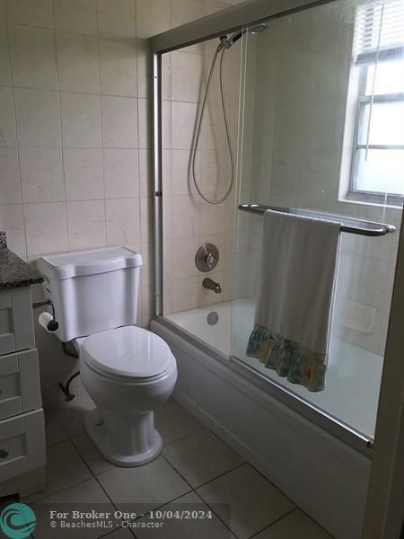 For Rent: $2,100 (2 beds, 2 baths, 1198 Square Feet)