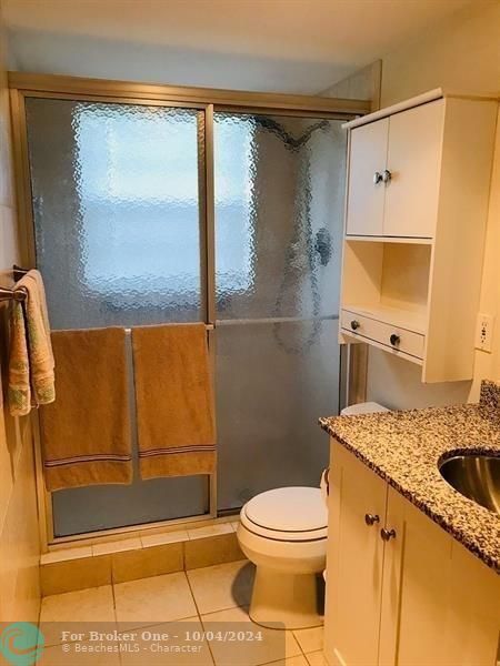 For Rent: $2,100 (2 beds, 2 baths, 1198 Square Feet)