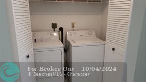 For Rent: $1,830 (2 beds, 1 baths, 840 Square Feet)