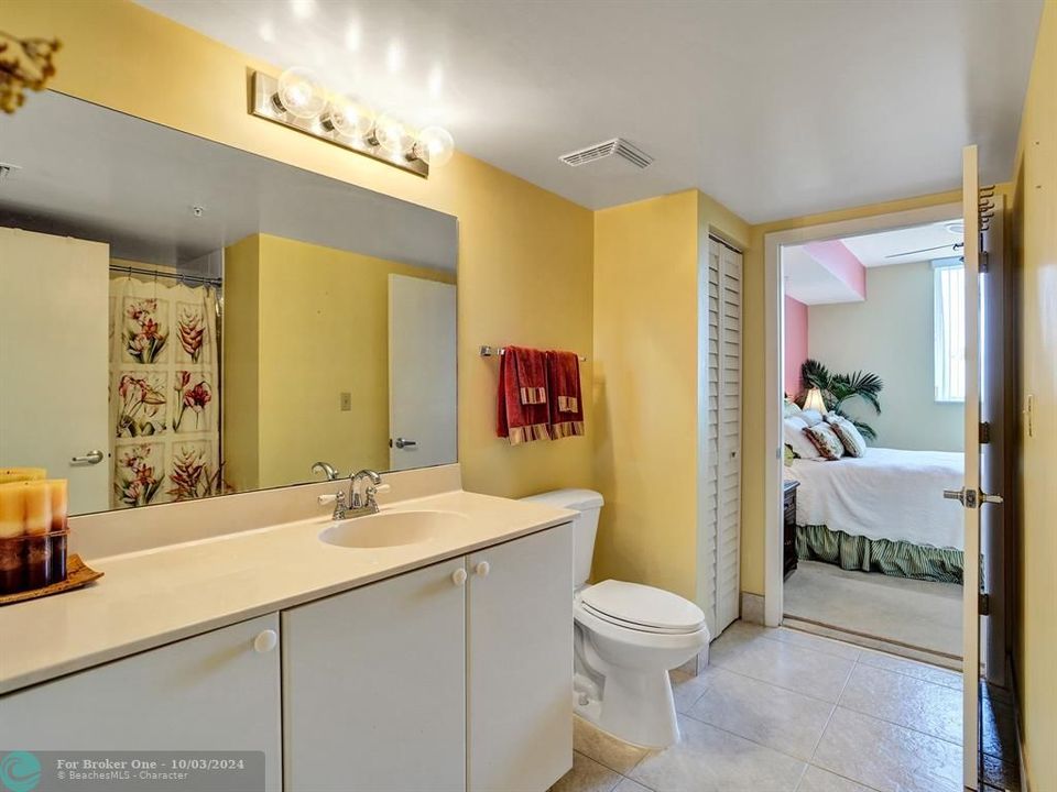 For Sale: $389,000 (1 beds, 1 baths, 750 Square Feet)